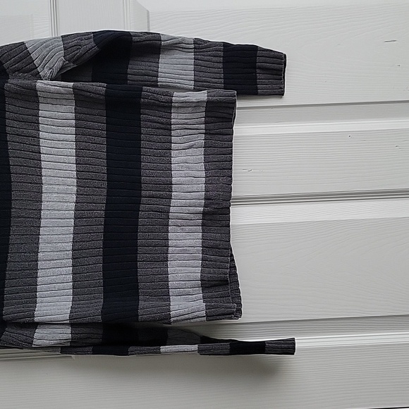 Crossroads Long Sleeve Top - Picture 6 of 10